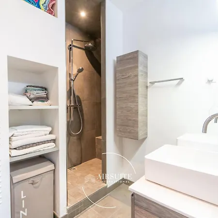 Luxury Pantheon 4br By Airsuite