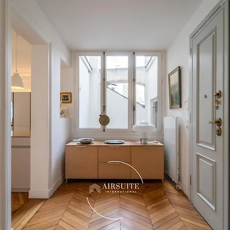Luxury Pantheon 4br By Airsuite Appartement