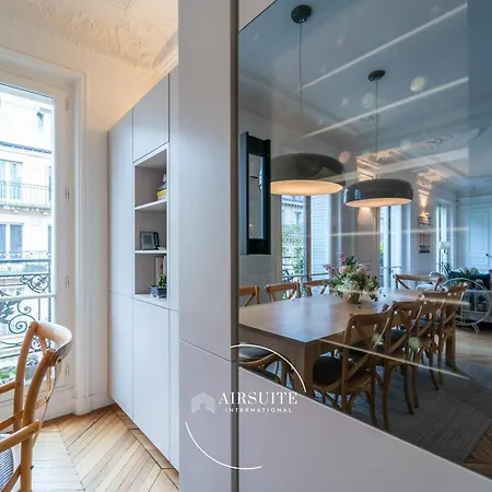 Luxury Pantheon 4br By Airsuite *